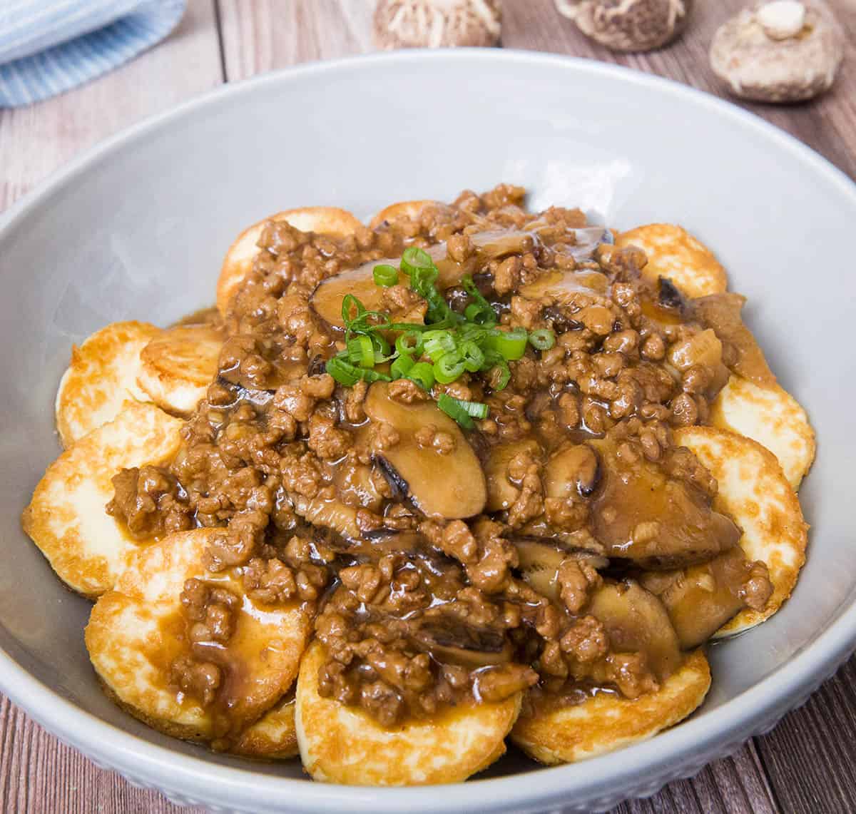 Egg tofu recipe with minced pork and mushrooms.
